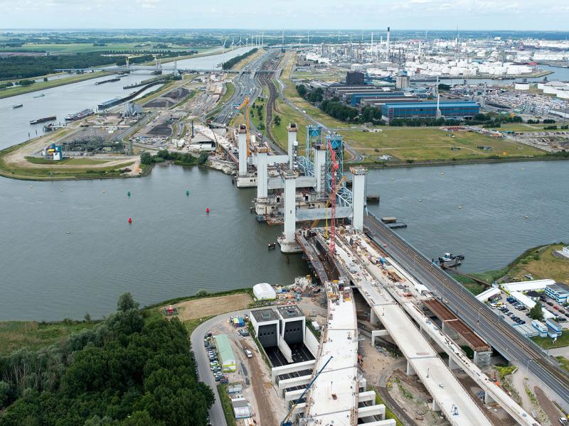 Botlekbrug © A-Lanes A15