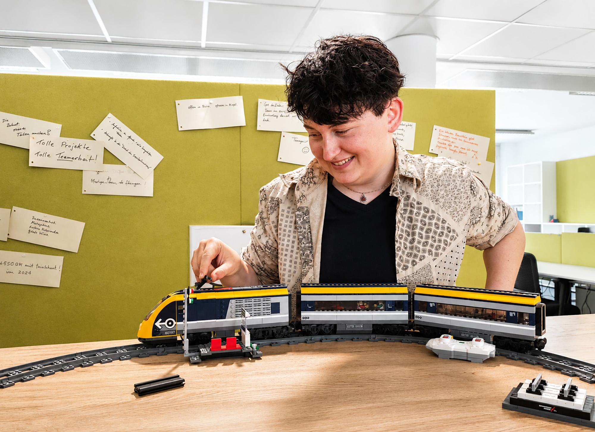 Mona Faber Eisenbahnwesen
