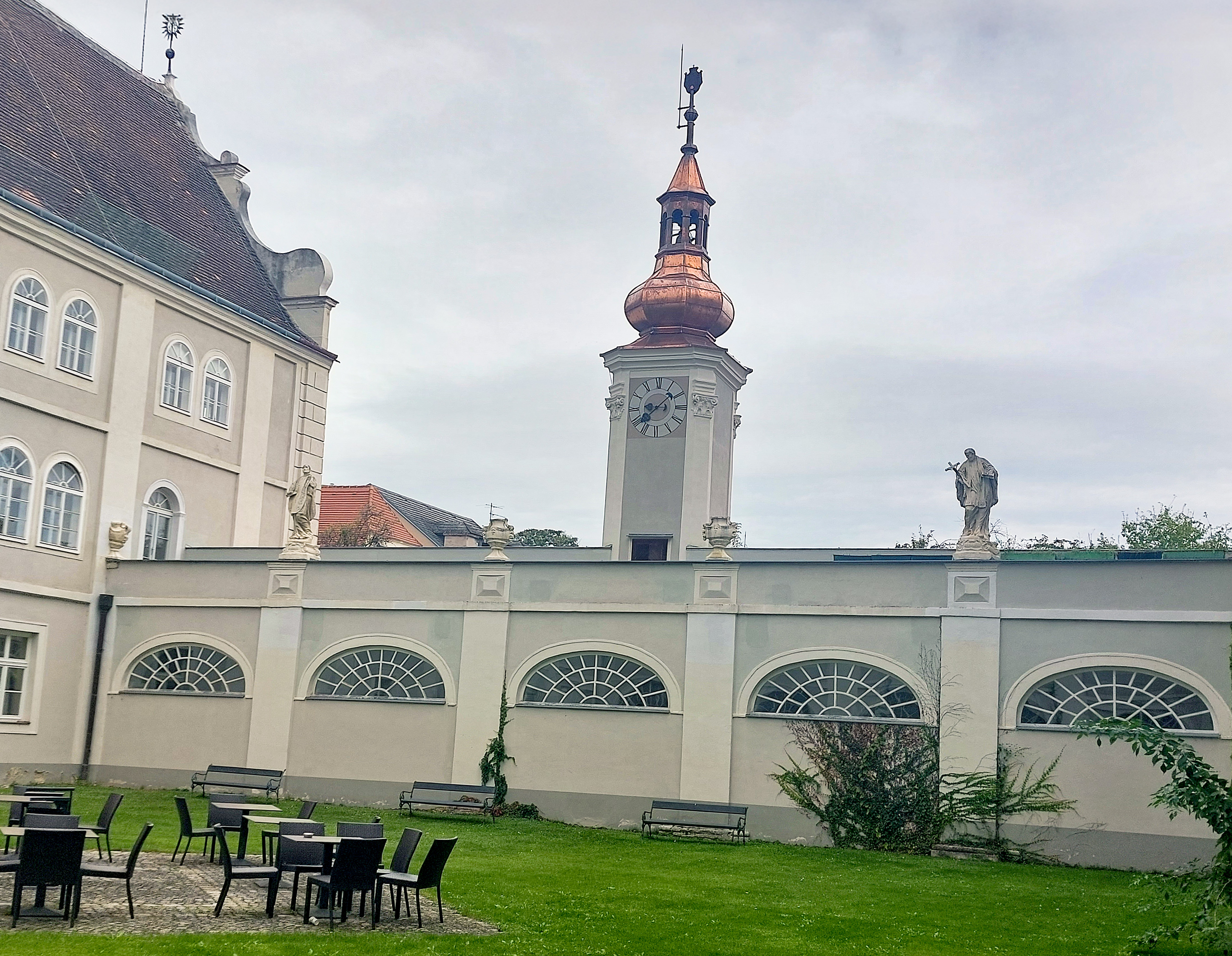 Piaristen Krems Glockenturm